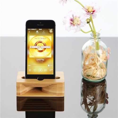 Universal Wooden Phone Stand Amplifier Mobile Bracket Lazy Holder for under 5.5-inch Smartphone